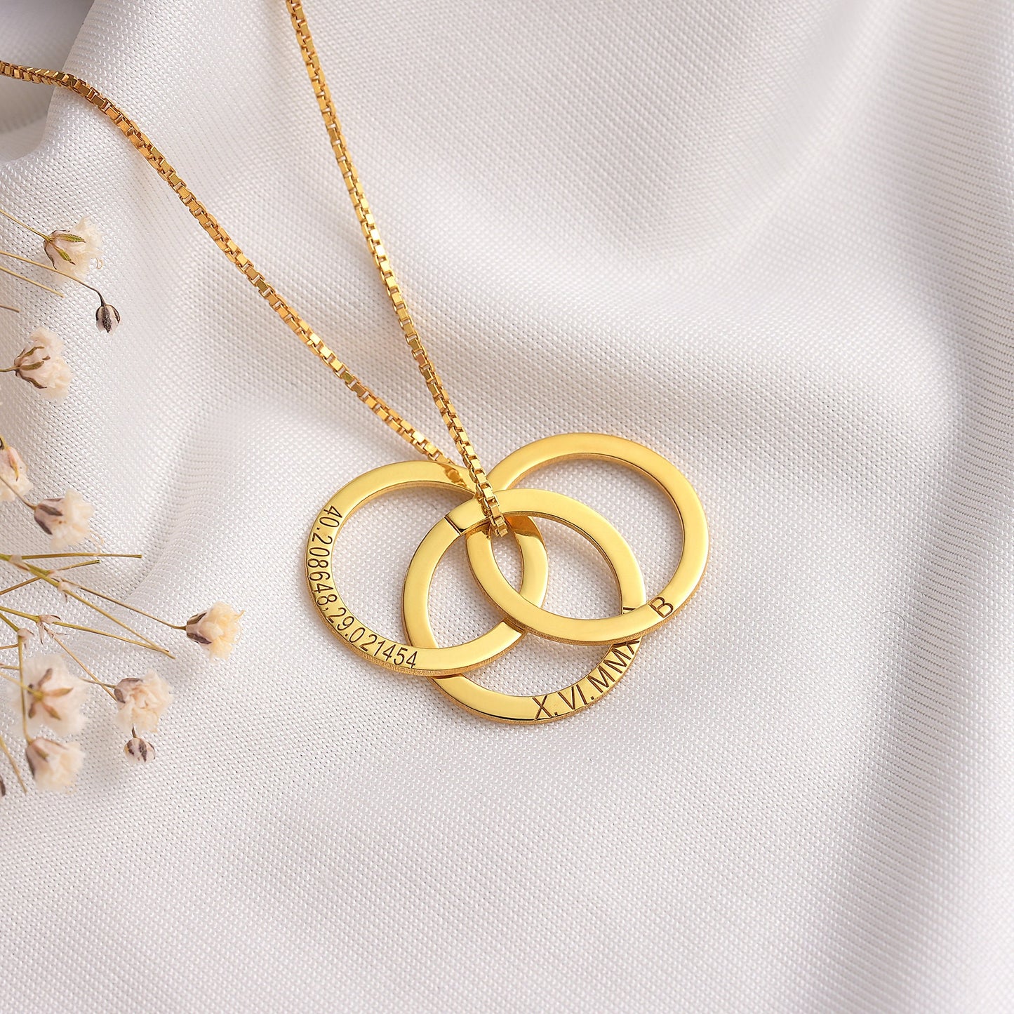 14K Gold Family Necklace • Personalized Gift • Linked Circle Necklace • Custom Children Name Rings • Eternity Necklace • Mother Gift Day