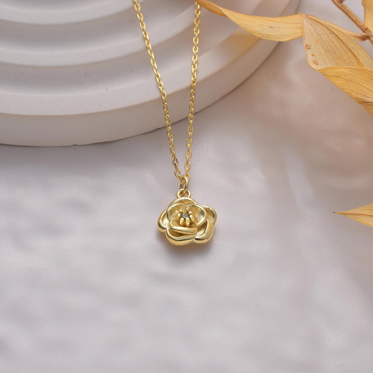 14K Gold Dainty Birth flower Necklace,14K Gold Birth Flower Bouquet Necklace,Personalized Gift, Birth flower Family Gift, Mothers day gifts